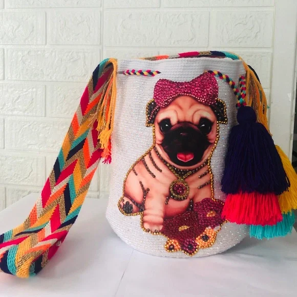 SOLD!!! Authentic Wayuu Bag/ White/ multicolored/ Decoration in gems/ Size L. - Picture 2 of 4